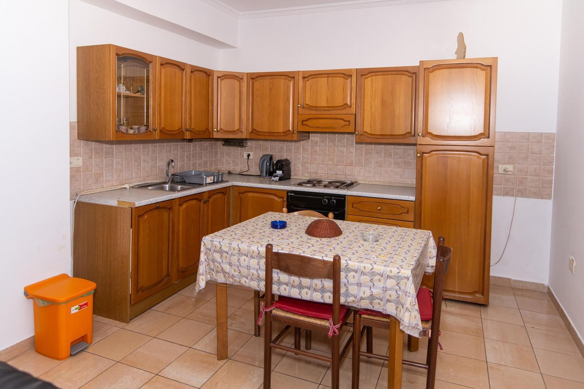Vintage Blloku Apartment Tirana Buitenkant foto